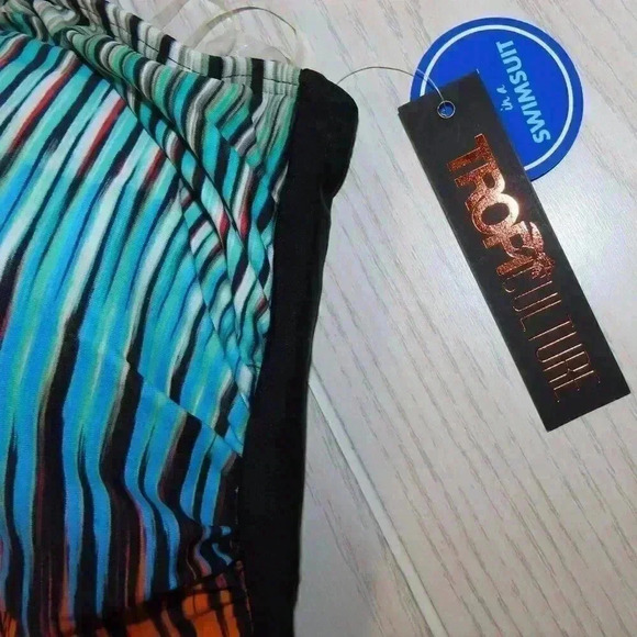 Tropical Culture One piece Swim suit Swimwear Size 18 NWT - Picture 3 of 6